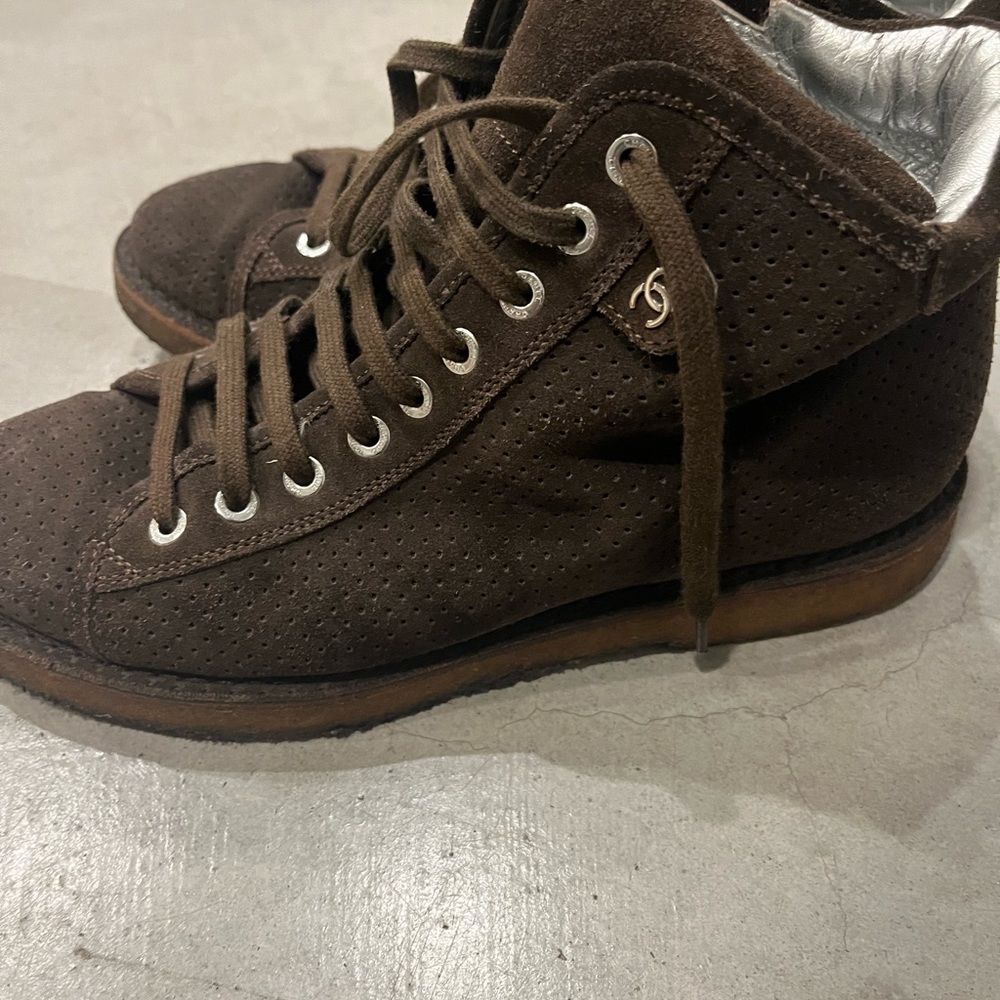 Chanel Brown Suede Boots 39
